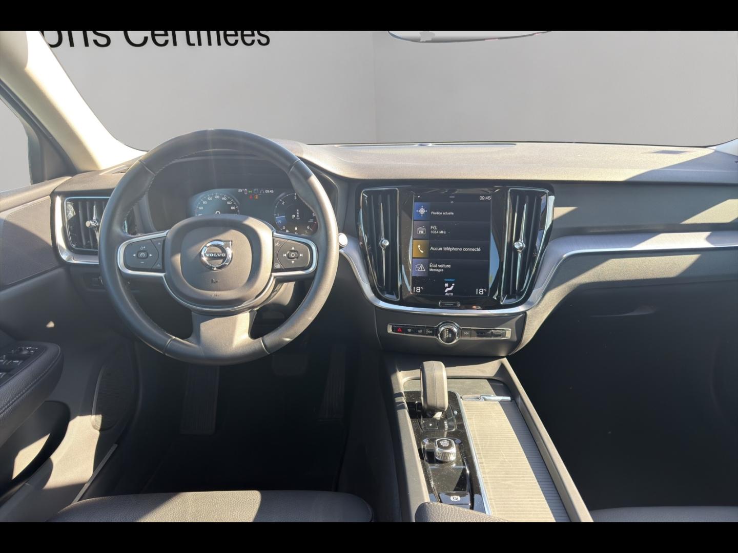 Image VOLVO V60 B4 197ch Momentum Business Geartronic 8