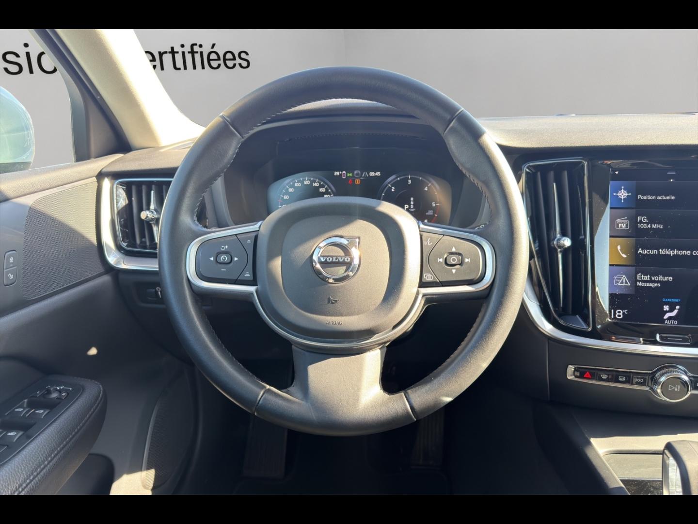 Image VOLVO V60 B4 197ch Momentum Business Geartronic 8
