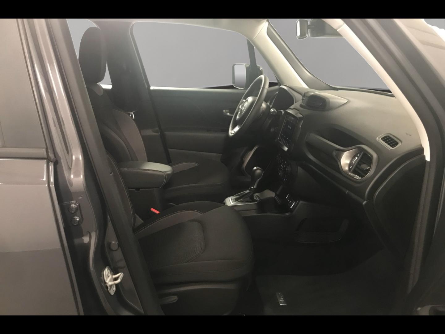 Image JEEP Renegade 1.5 Turbo T4 130ch MHEV Limited BVR7