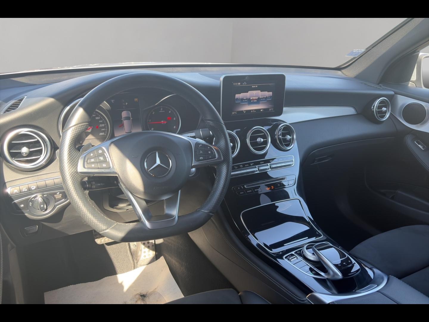 Image MERCEDES-BENZ GLC 250 d 204ch Sportline 4Matic 9G-Tronic