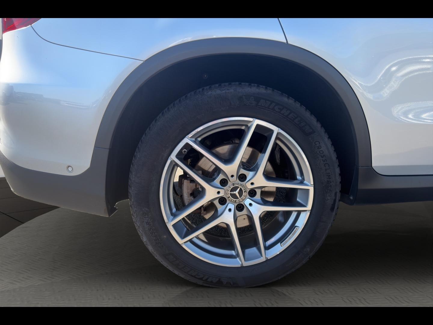Image MERCEDES-BENZ GLC 250 d 204ch Sportline 4Matic 9G-Tronic