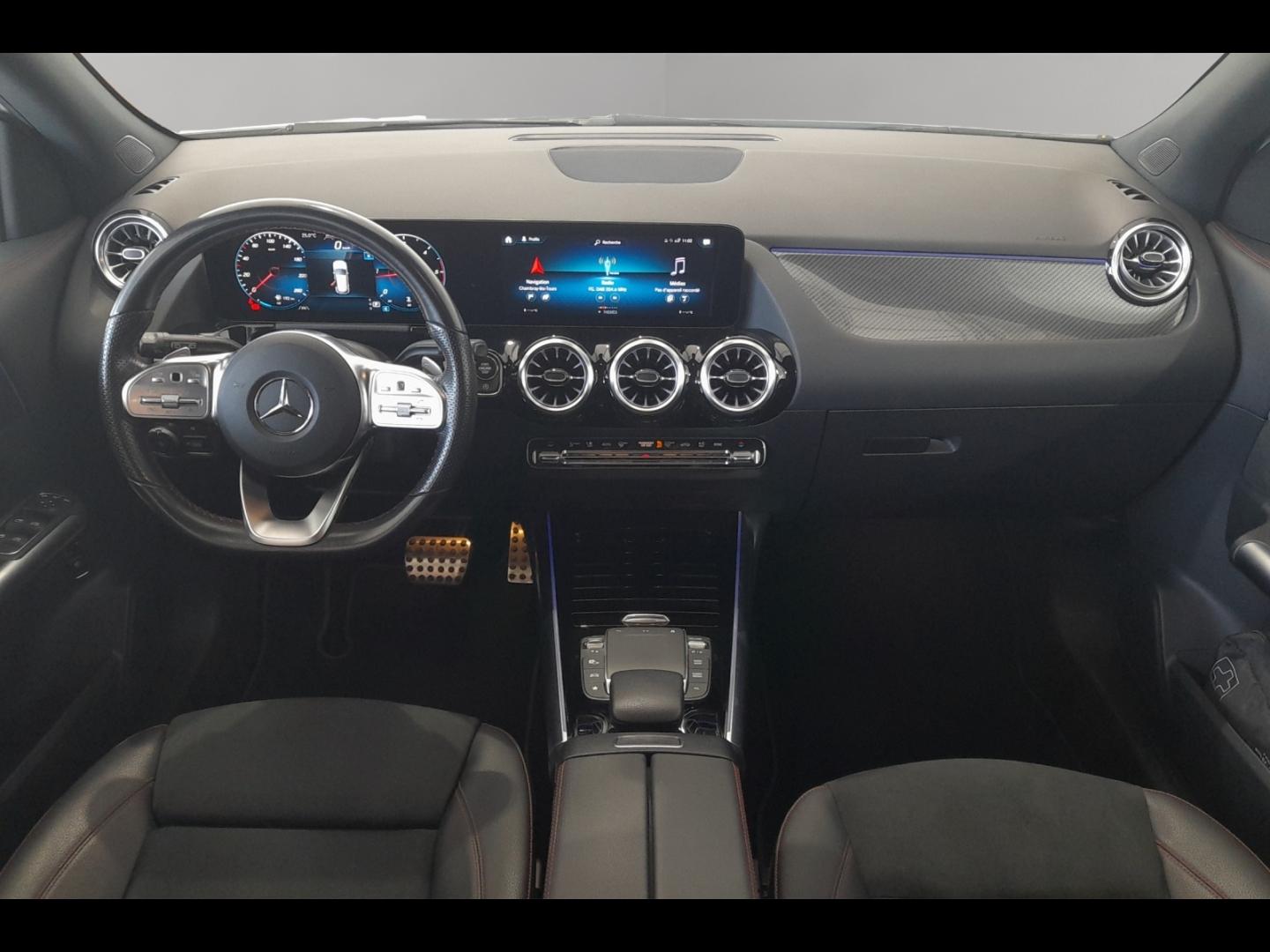 Image MERCEDES-BENZ GLA 200 d 150ch AMG Line 8G-DCT