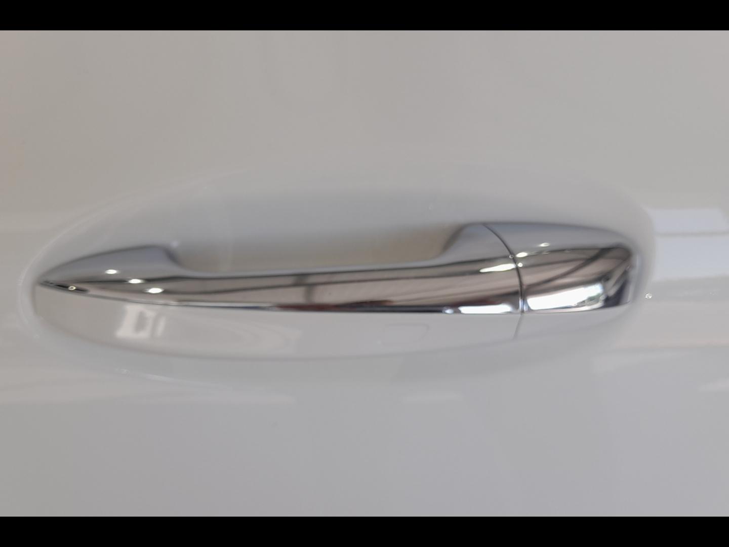 Image MERCEDES-BENZ GLA 200 d 150ch AMG Line 8G-DCT