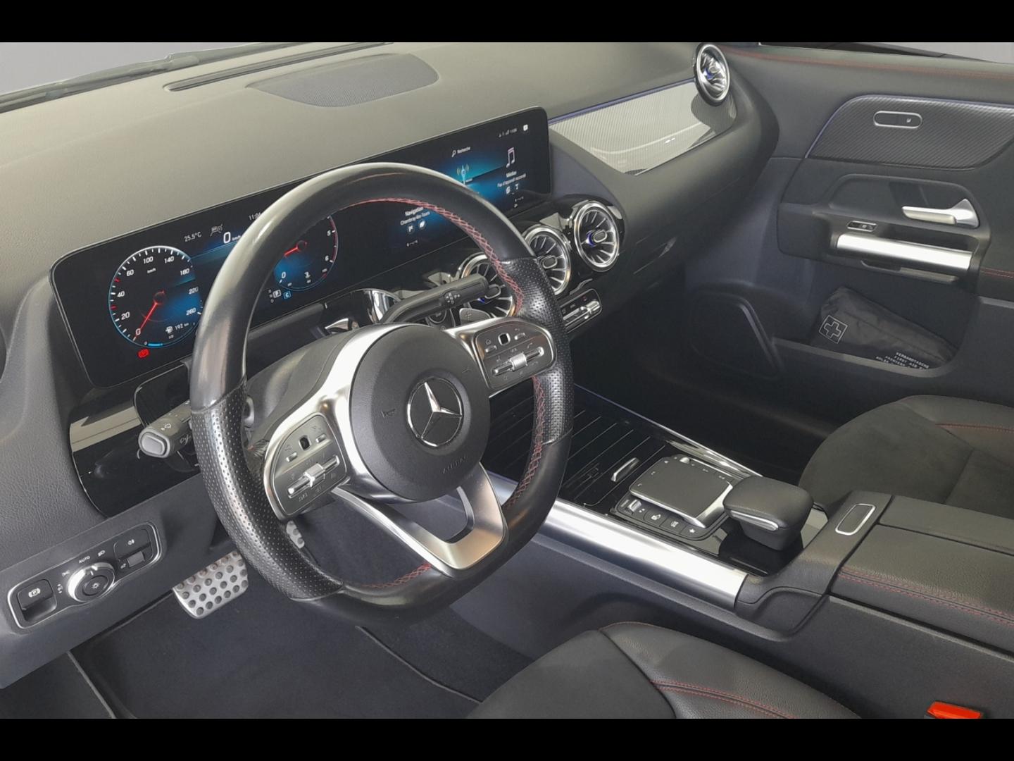 Image MERCEDES-BENZ GLA 200 d 150ch AMG Line 8G-DCT