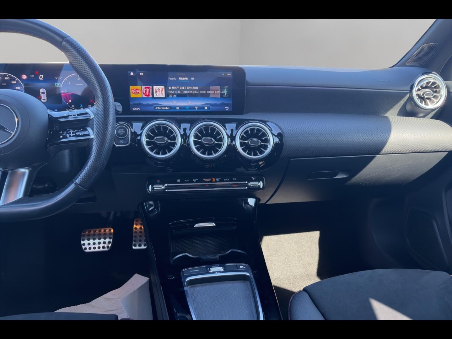 Image MERCEDES-BENZ Classe A Berline 200 d 150ch AMG Line 8G-DCT