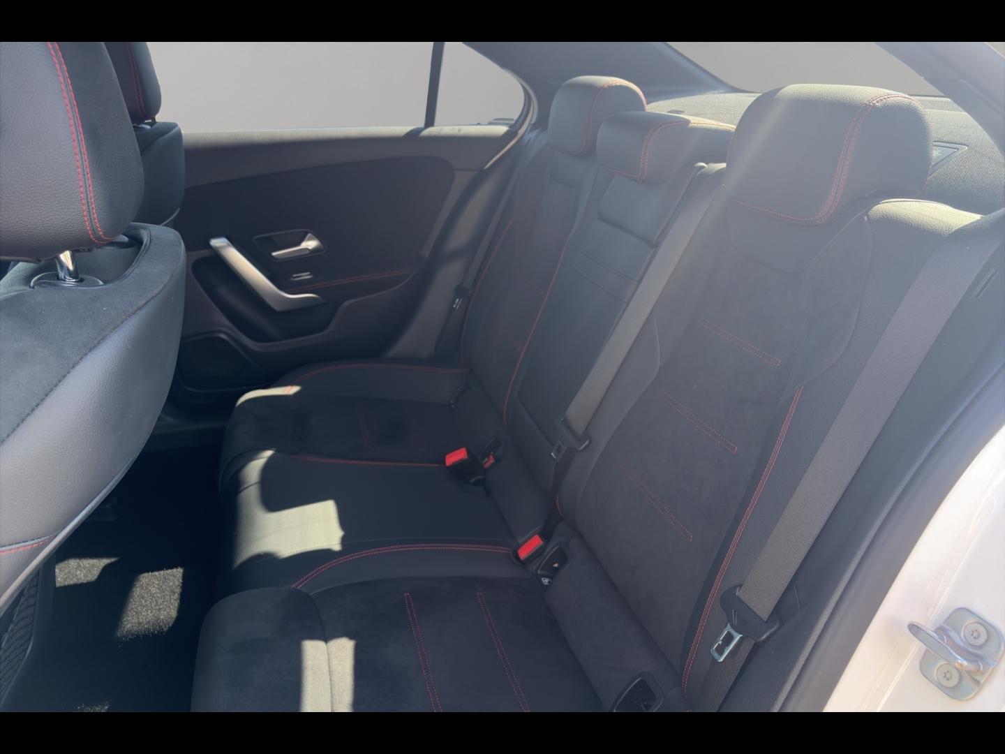 Image MERCEDES-BENZ Classe A Berline 200 d 150ch AMG Line 8G-DCT