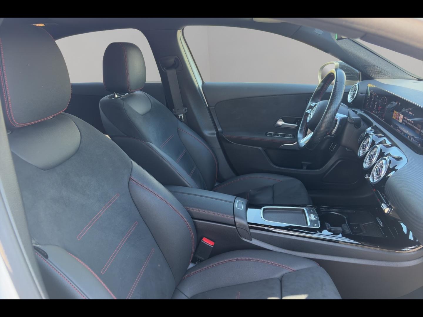 Image MERCEDES-BENZ Classe A Berline 200 d 150ch AMG Line 8G-DCT