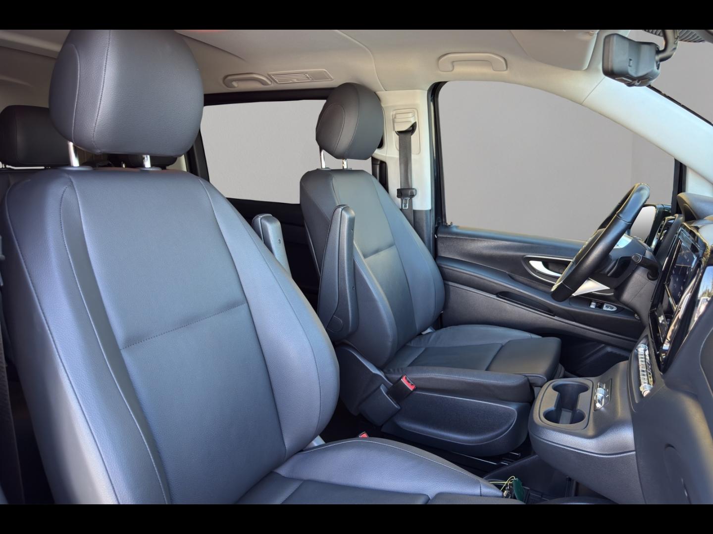 Image MERCEDES-BENZ Vito Fg 119 CDI Mixto Long Select Propulsion 9G-Tronic