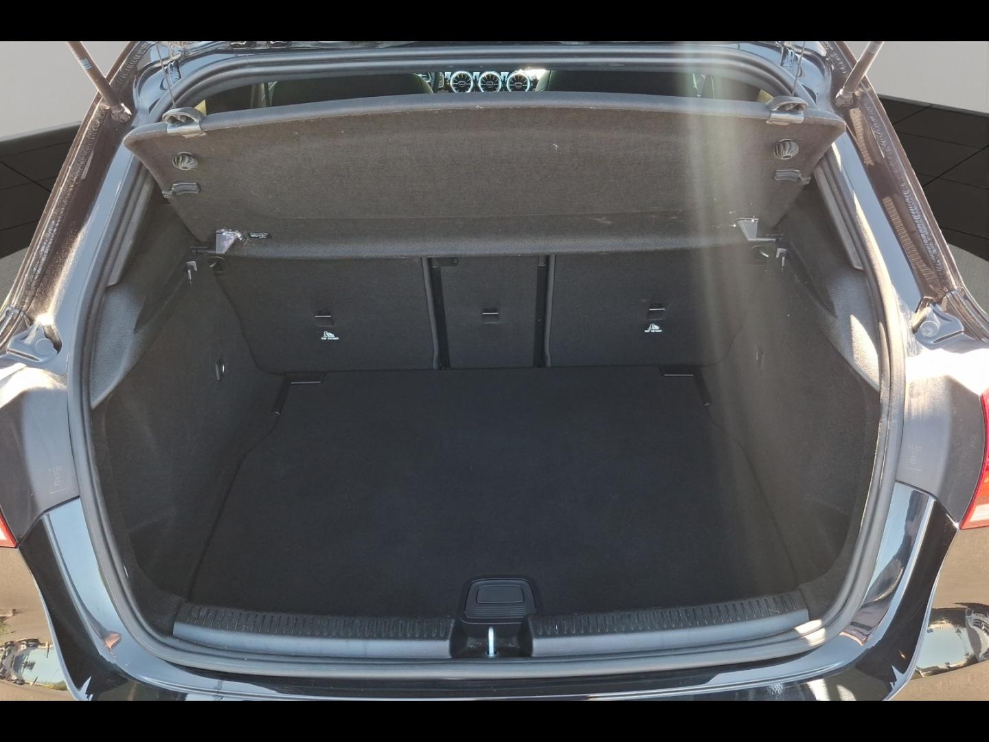 Image MERCEDES-BENZ Classe A 200 d 150ch Progressive Line 8G-DCT