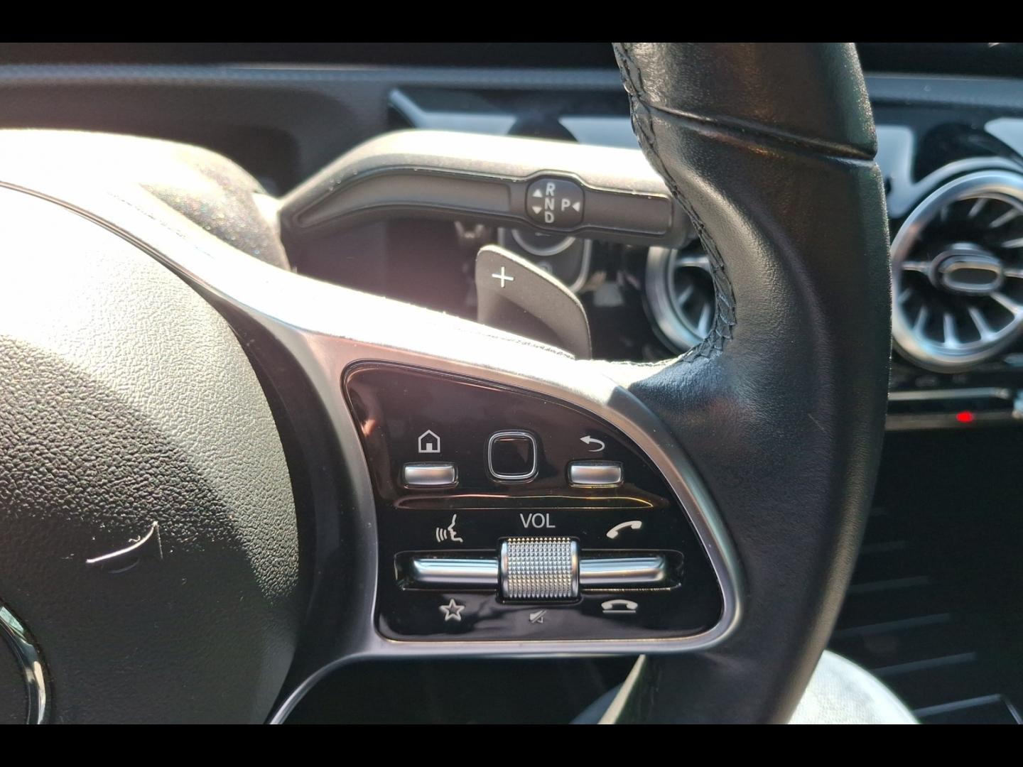 Image MERCEDES-BENZ Classe A 200 d 150ch Progressive Line 8G-DCT