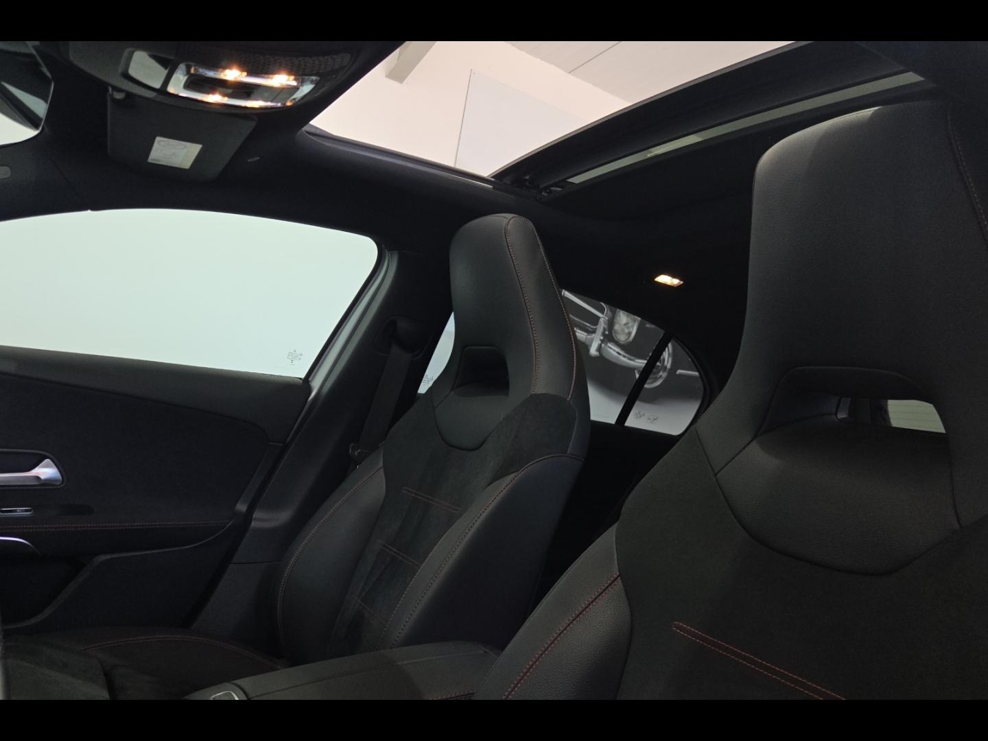 Image MERCEDES-BENZ Classe A 200 d 150ch AMG Line 8G-DCT