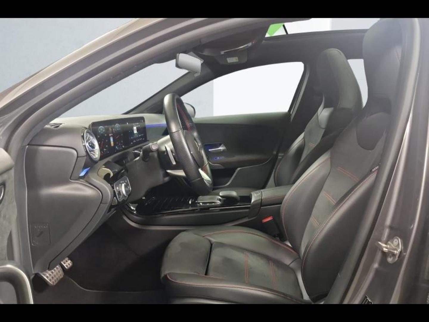 Image MERCEDES-BENZ Classe A 200 d 150ch AMG Line 8G-DCT