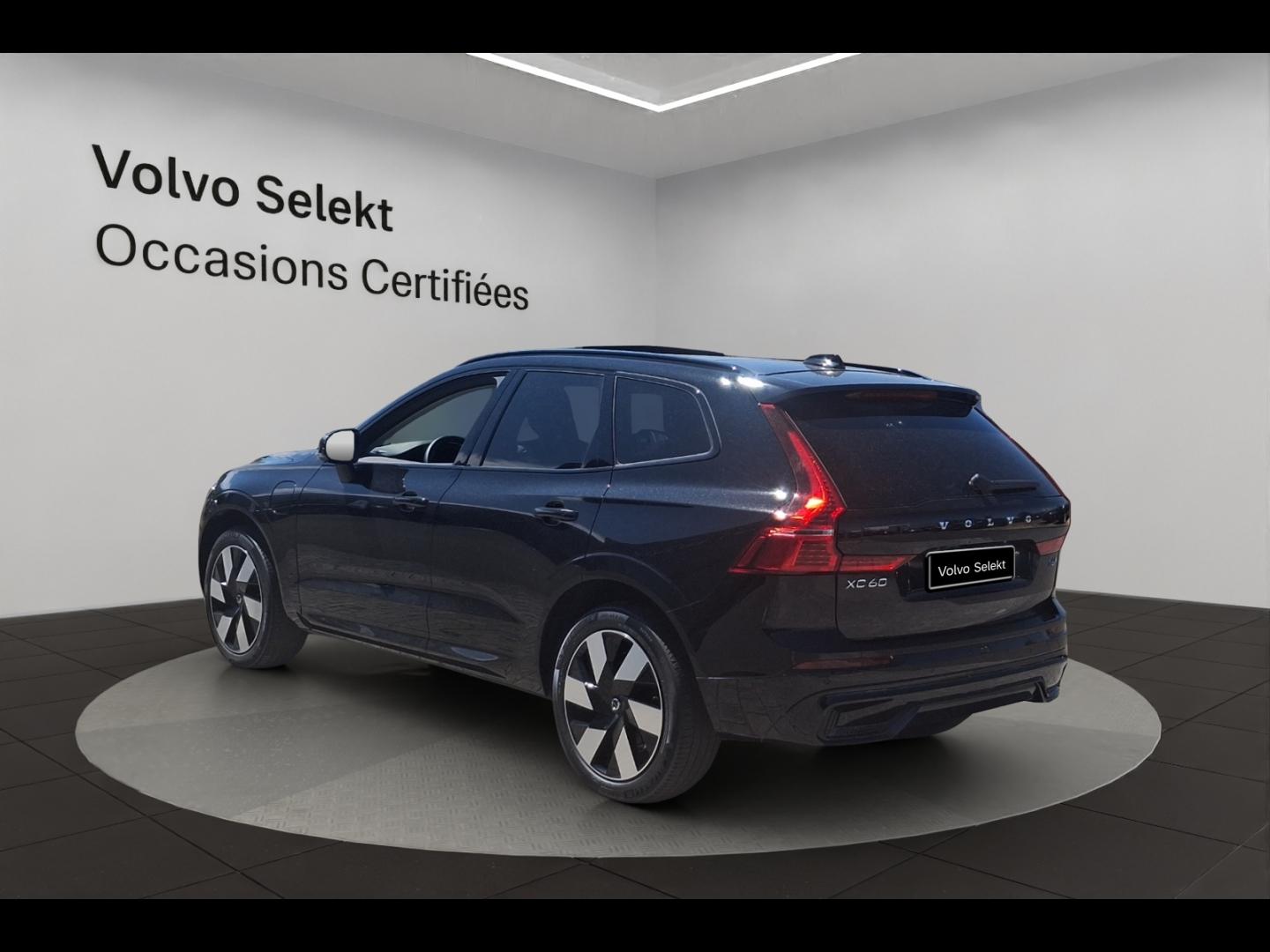 Image VOLVO XC60 T6 Hybride Rechargeable 253 + 145ch Ultra Style Dark Geartronic 8 AWD