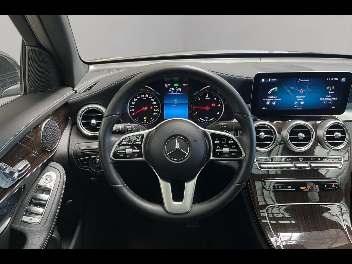 Image MERCEDES-BENZ GLC 300 de 194+122ch Business Line 4Matic 9G-Tronic