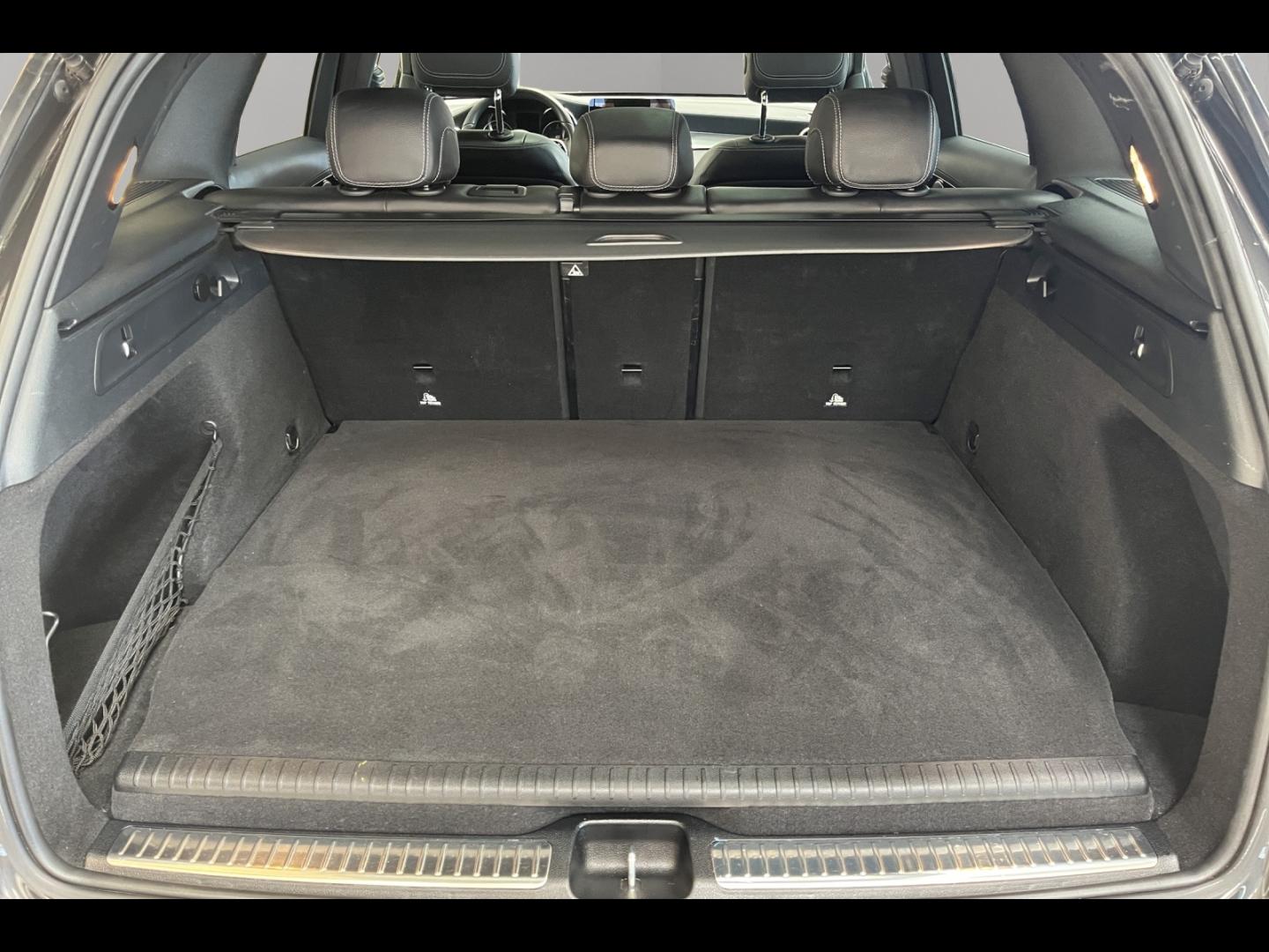 Image MERCEDES-BENZ GLC 300 de 194+122ch Business Line 4Matic 9G-Tronic