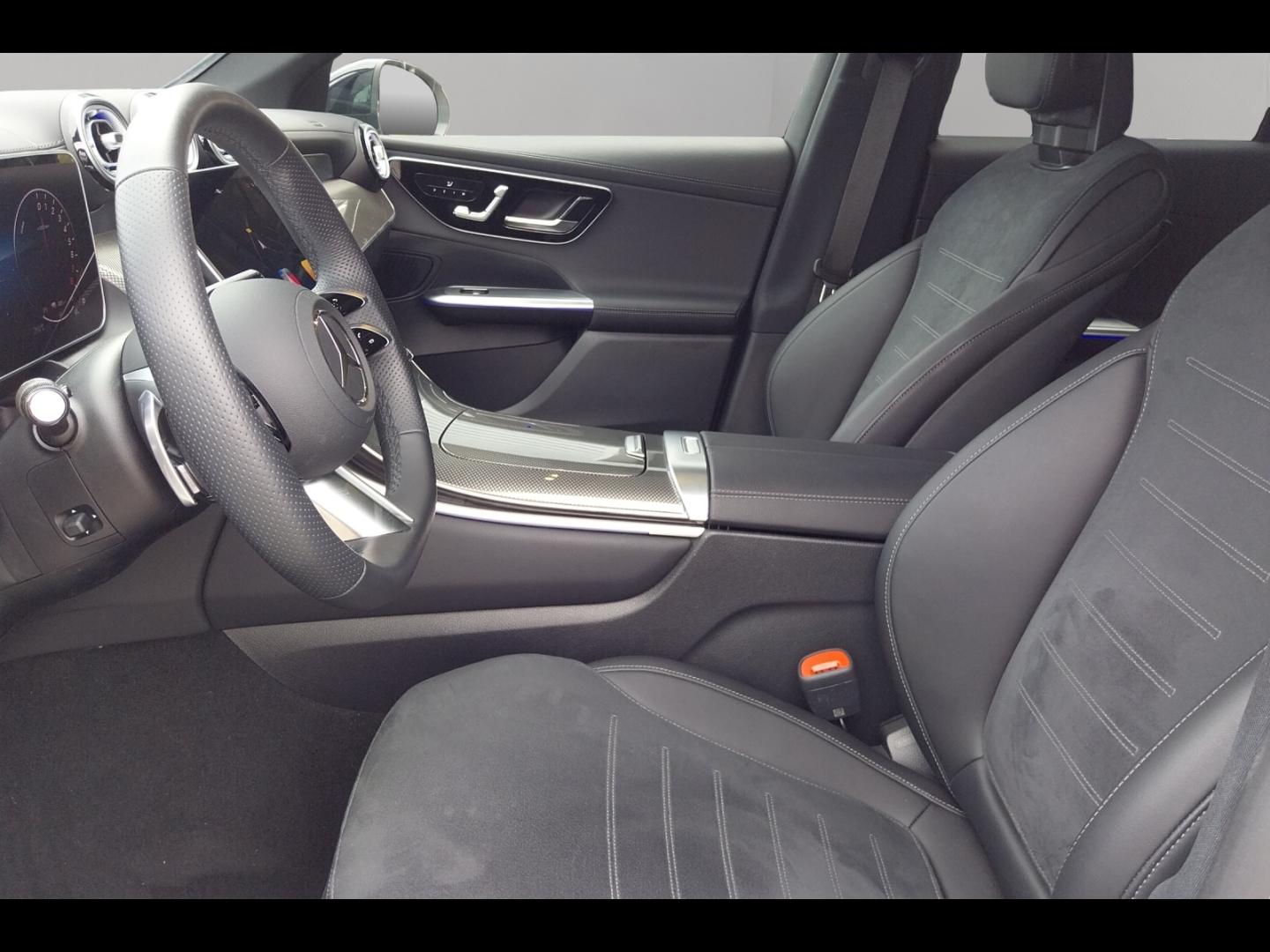 Image MERCEDES-BENZ GLC 300 e Hybrid 313ch AMG Line 4Matic 9G-Tronic