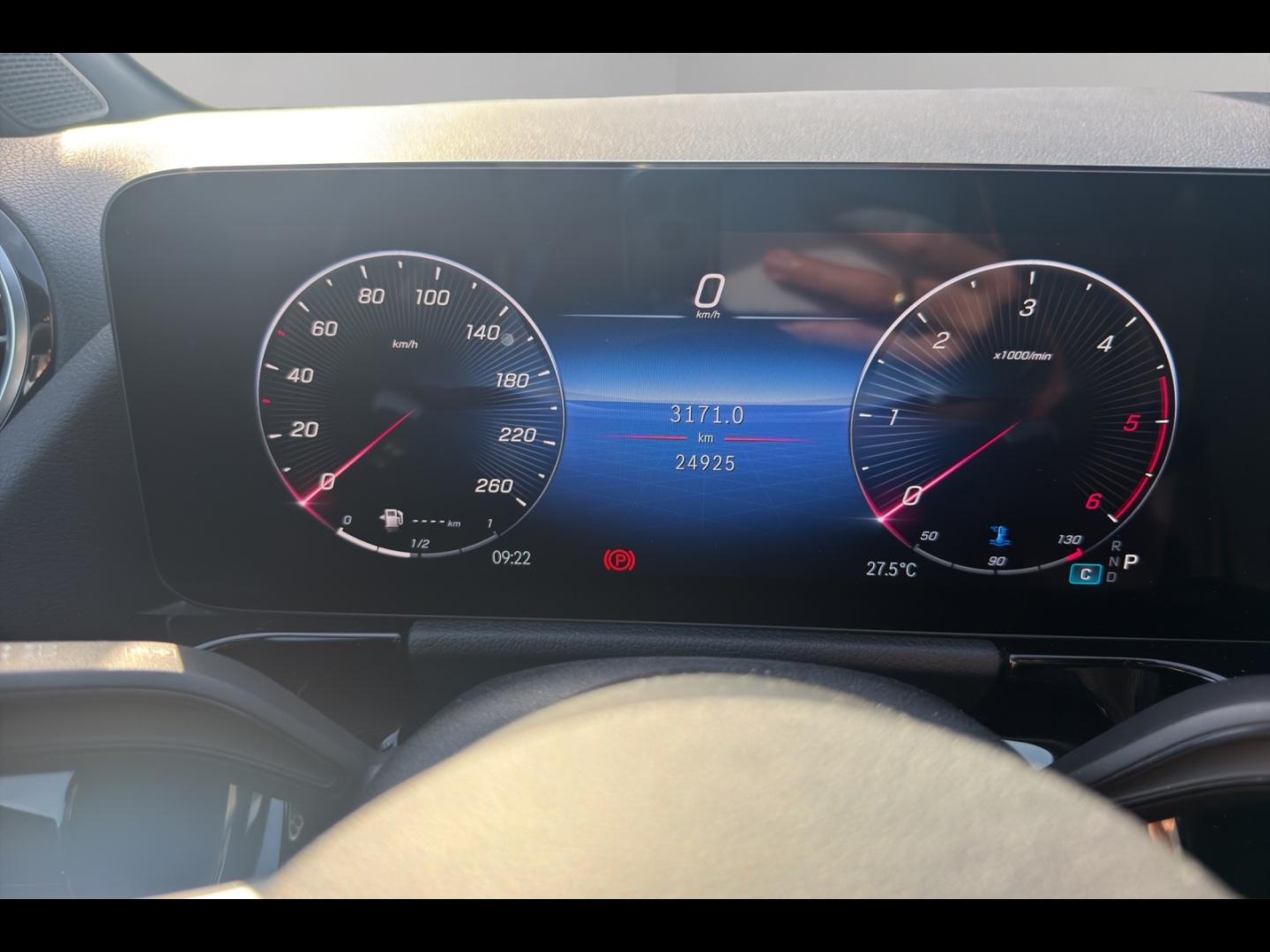 Image MERCEDES-BENZ GLA 200 d 150ch AMG Line 8G-DCT