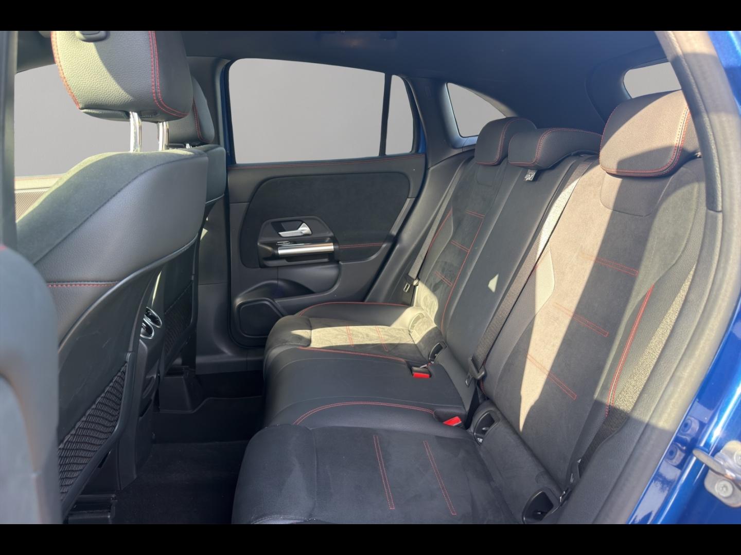 Image MERCEDES-BENZ GLA 200 d 150ch AMG Line 8G-DCT