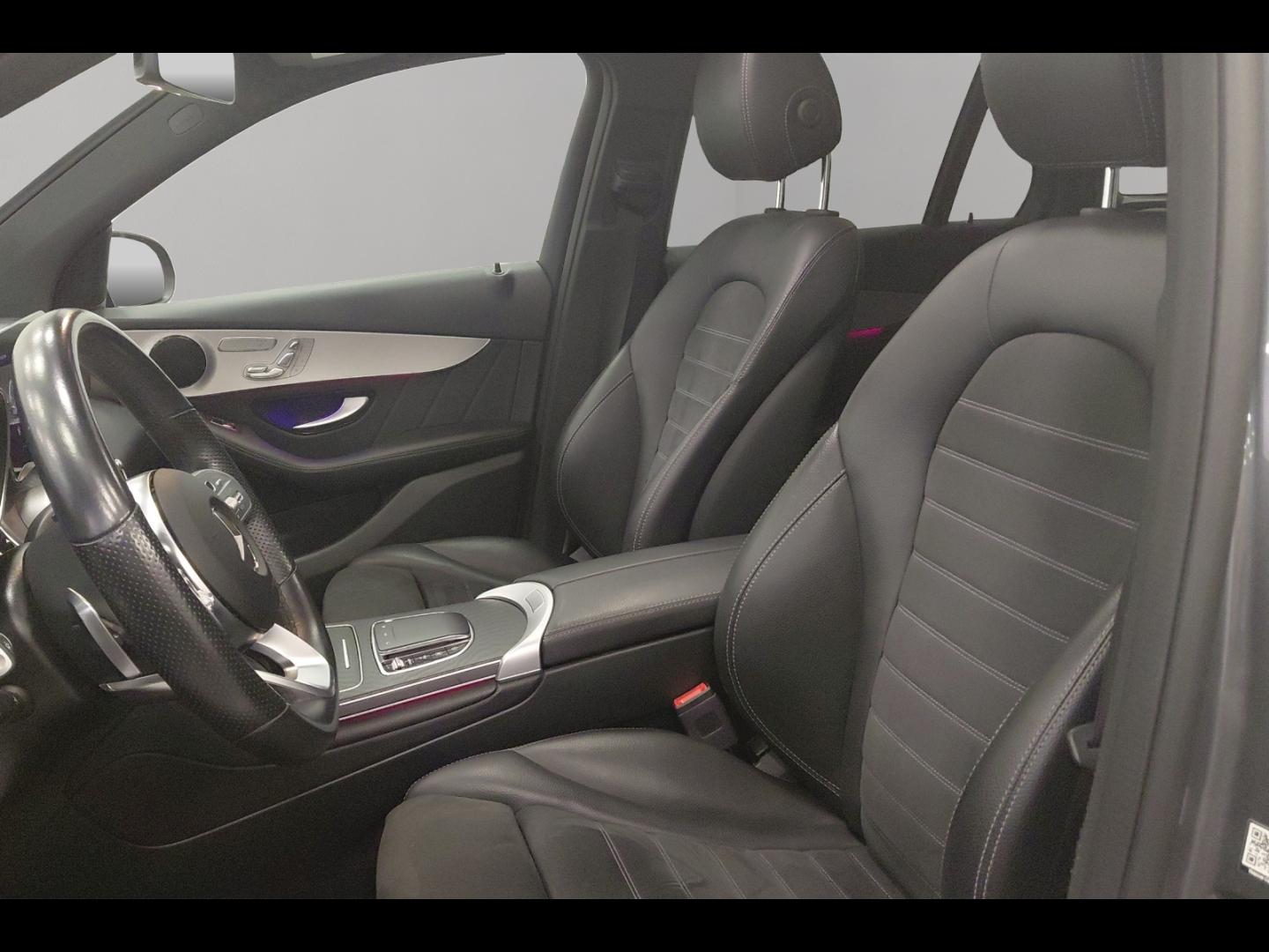Image MERCEDES-BENZ GLC 220 d 197ch AMG Line 4Matic 9G-Tronic