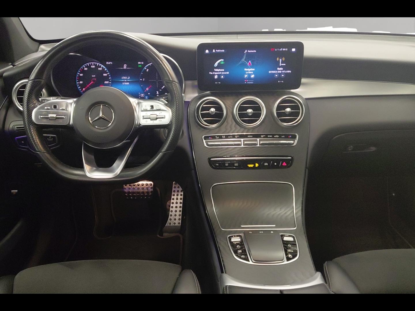 Image MERCEDES-BENZ GLC 220 d 197ch AMG Line 4Matic 9G-Tronic