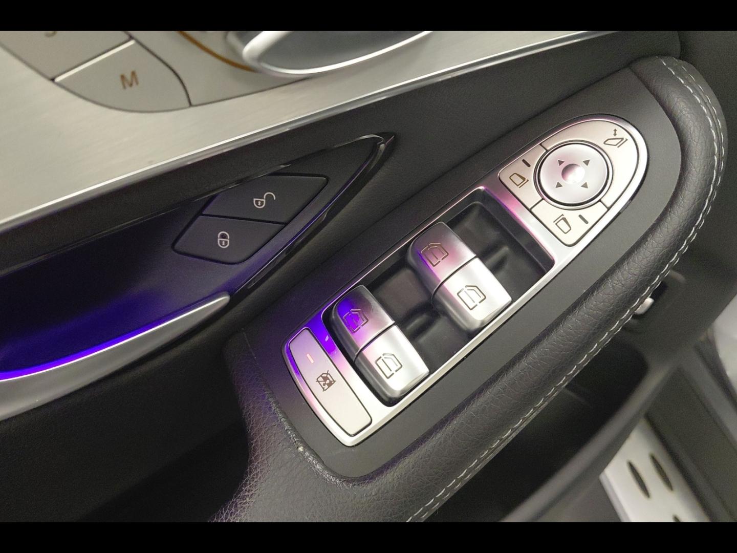 Image MERCEDES-BENZ GLC 220 d 197ch AMG Line 4Matic 9G-Tronic
