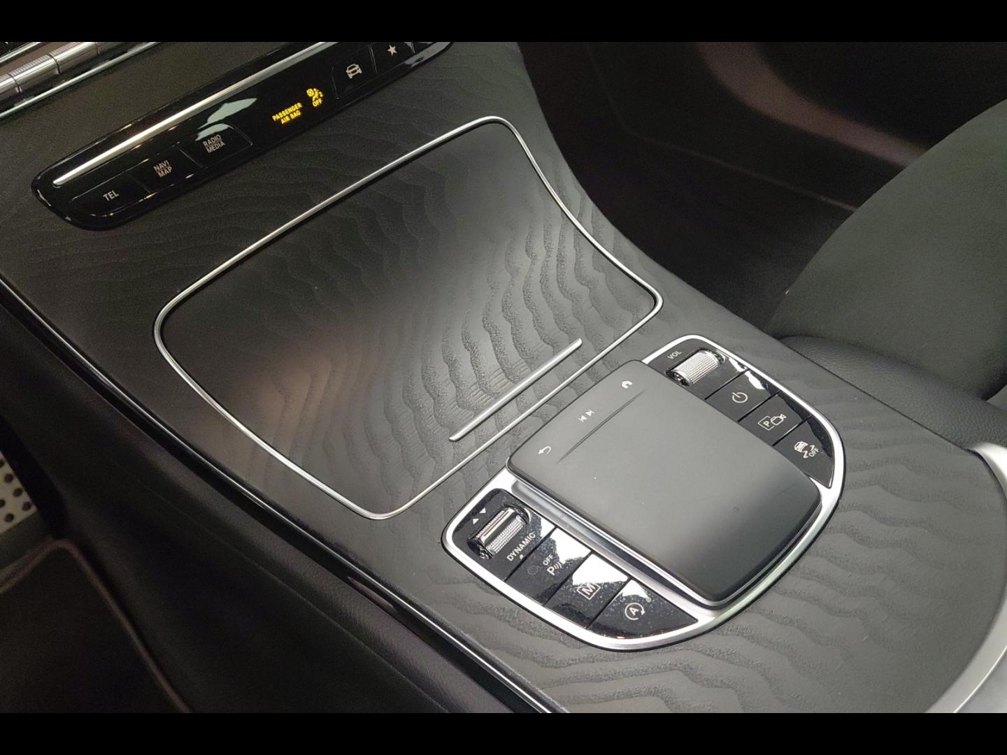 Image MERCEDES-BENZ GLC 220 d 197ch AMG Line 4Matic 9G-Tronic