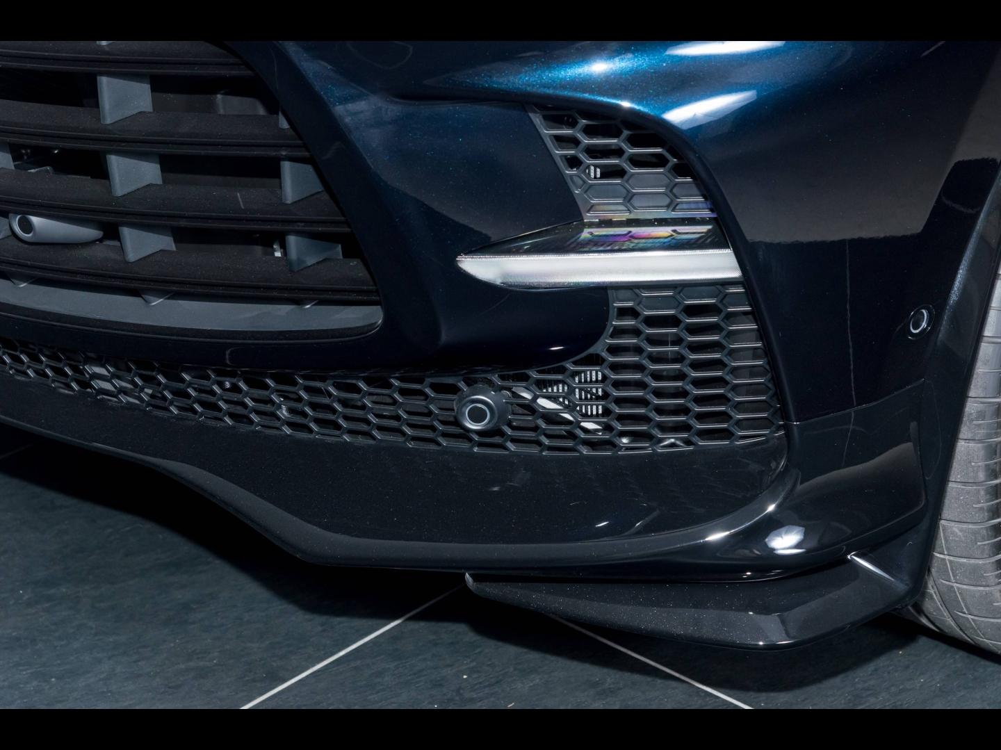 Image ASTON MARTIN DBX 4.0 V8 biturbo 707ch BVA9