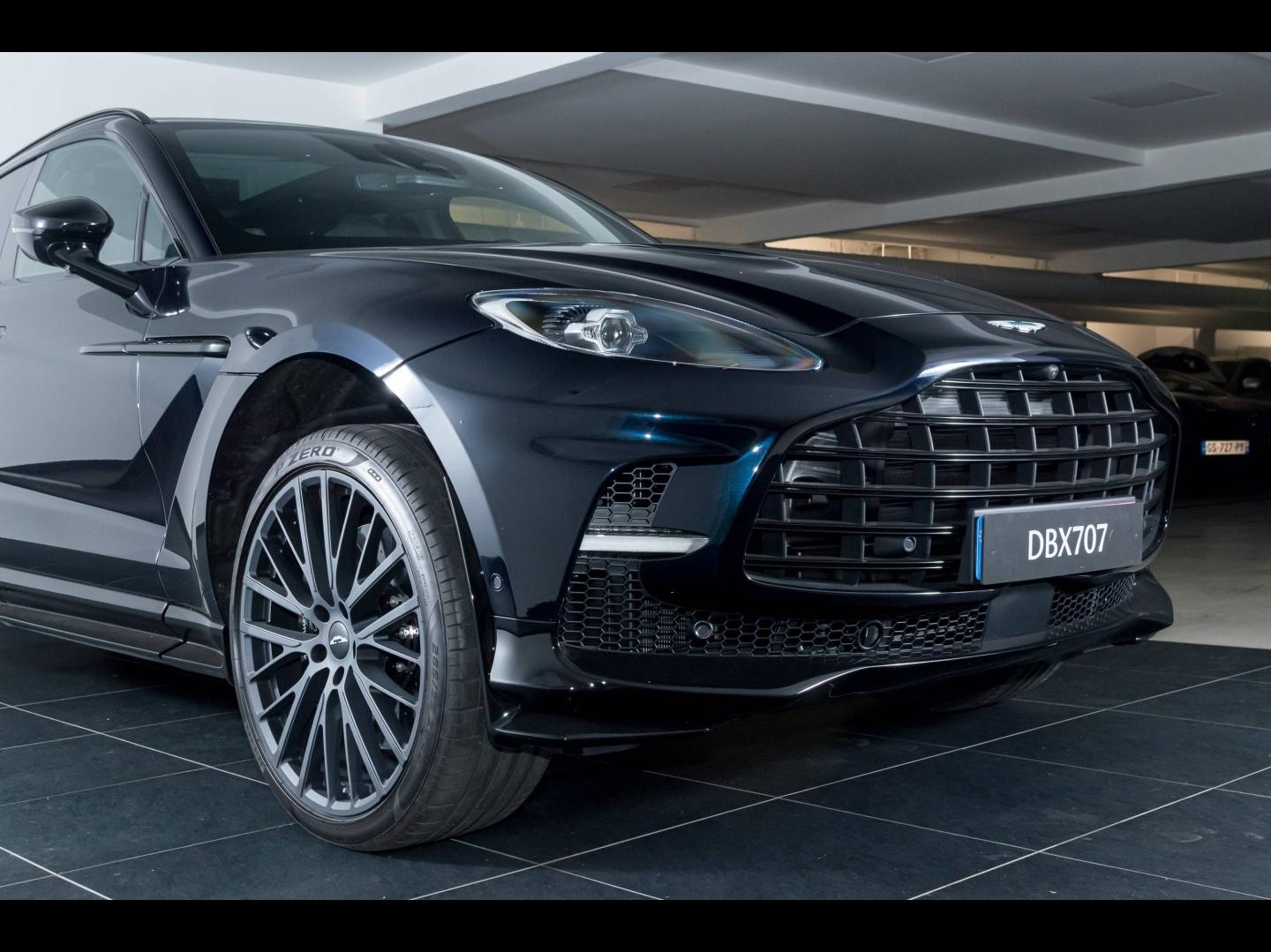 Image ASTON MARTIN DBX 4.0 V8 biturbo 707ch BVA9