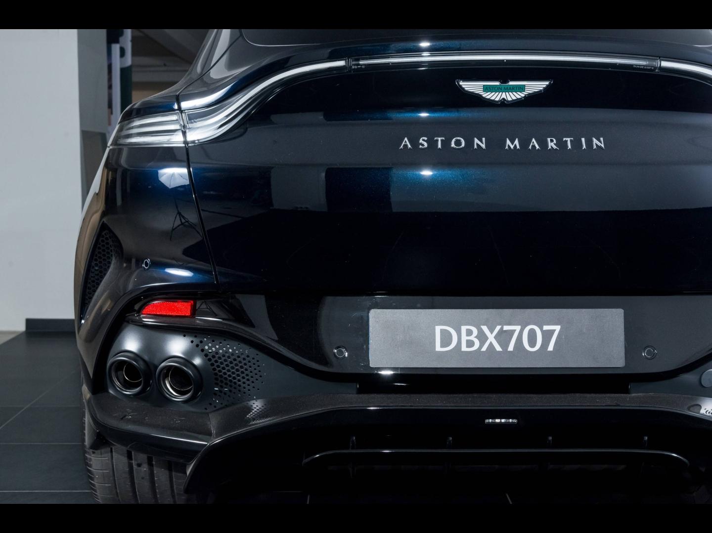 Image ASTON MARTIN DBX 4.0 V8 biturbo 707ch BVA9