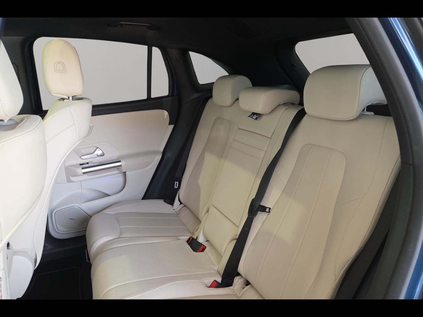 Image MERCEDES-BENZ GLA 250 e 160+102ch Progressive Line 8G-DCT