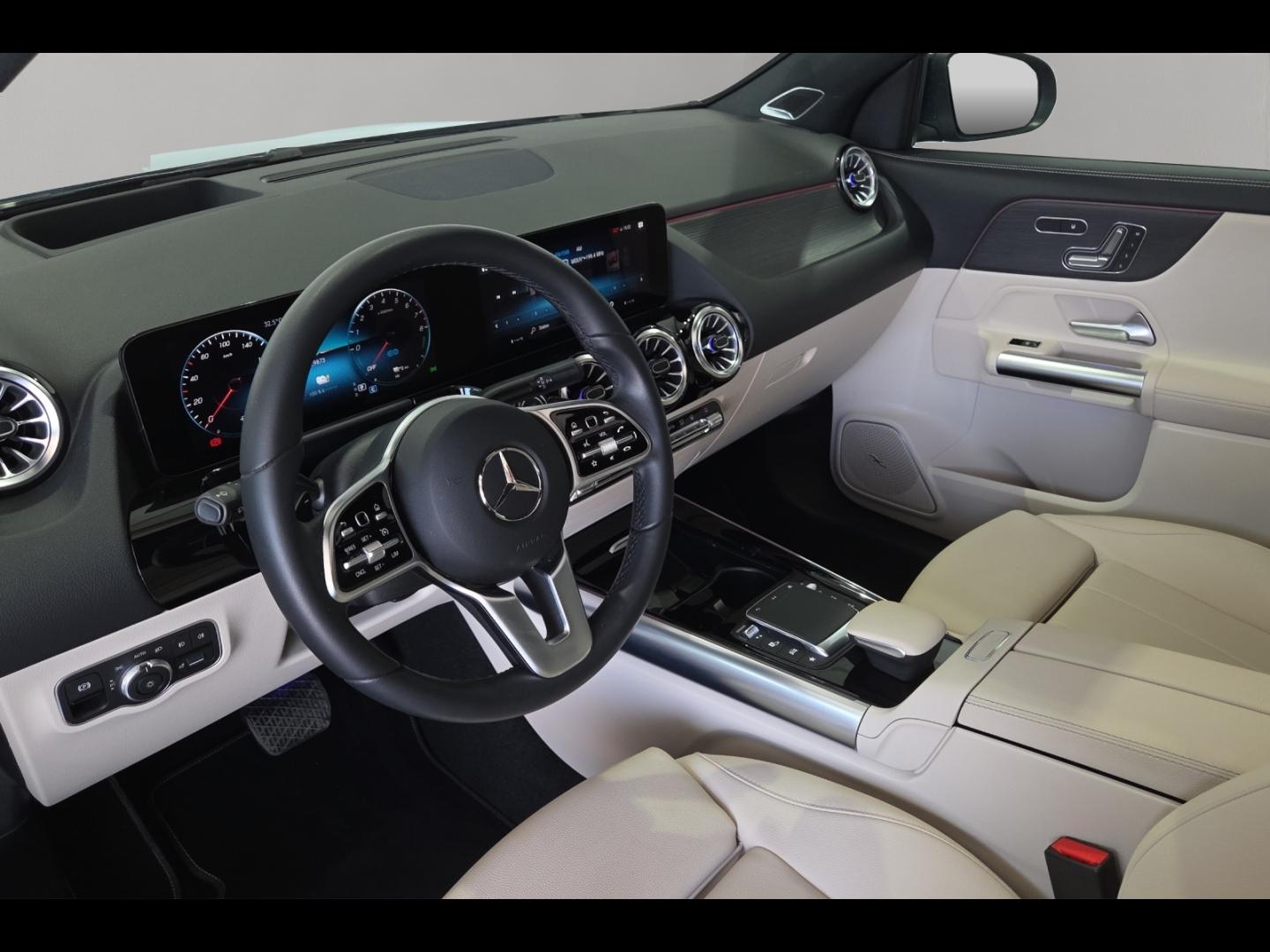 Image MERCEDES-BENZ GLA 250 e 160+102ch Progressive Line 8G-DCT