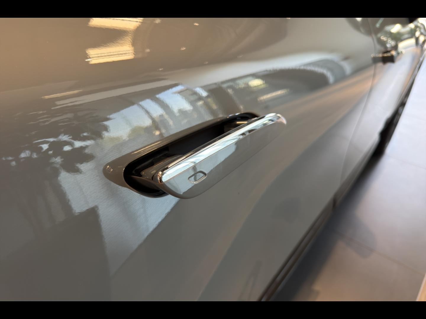 Image MERCEDES-BENZ GLB 250+ EQ 272ch Limited Edition