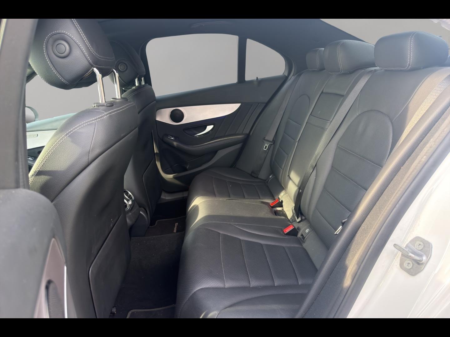 Image MERCEDES-BENZ Classe C 200 d 160ch AMG Line 9G-Tronic