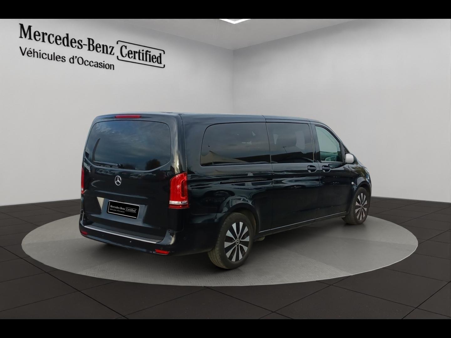 Image MERCEDES-BENZ Vito Tourer 124 CDI Extra-Long Select Intégrale 9G-Tronic