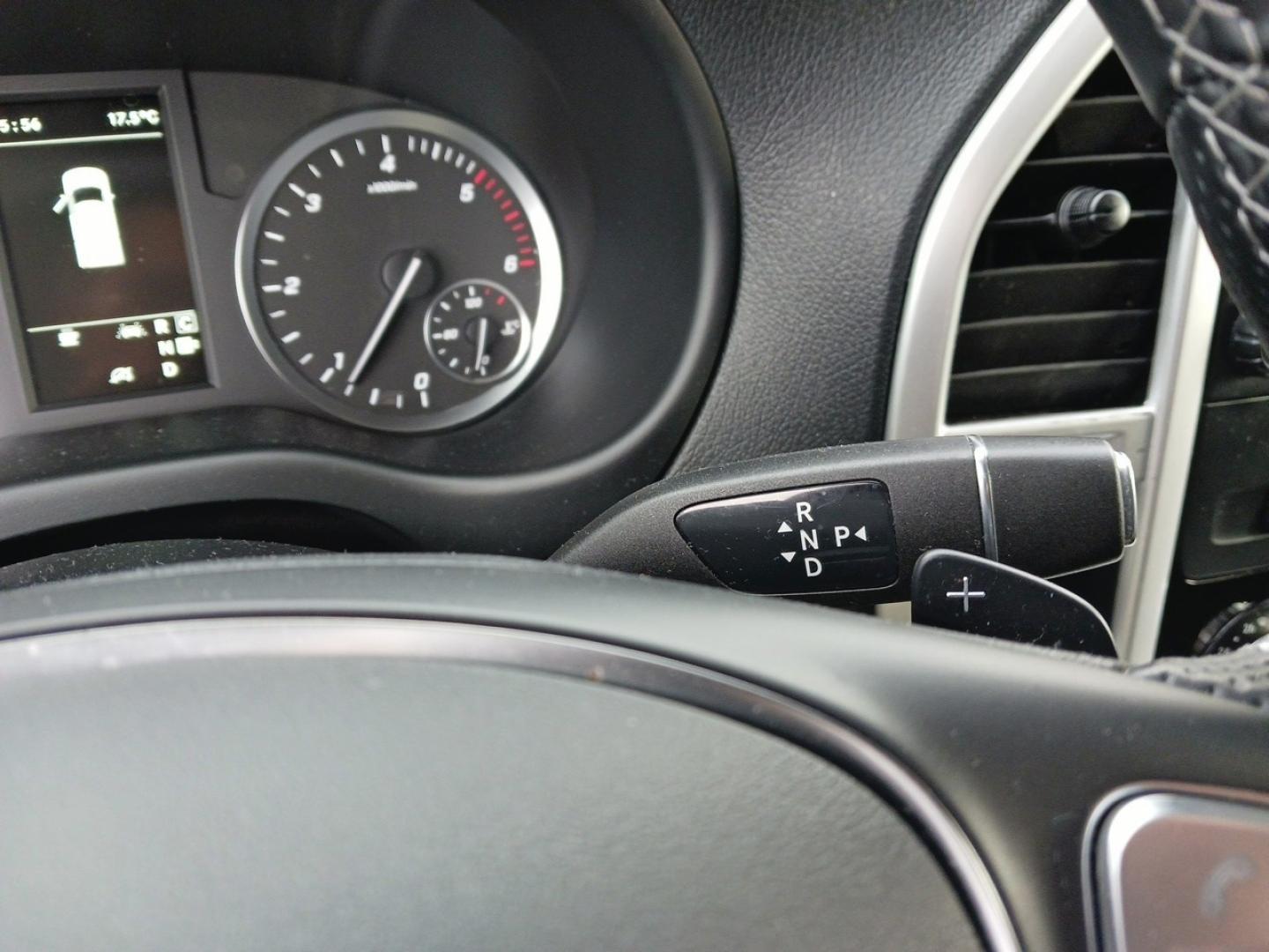 Image MERCEDES-BENZ Vito Tourer 124 CDI Extra-Long Select Intégrale 9G-Tronic