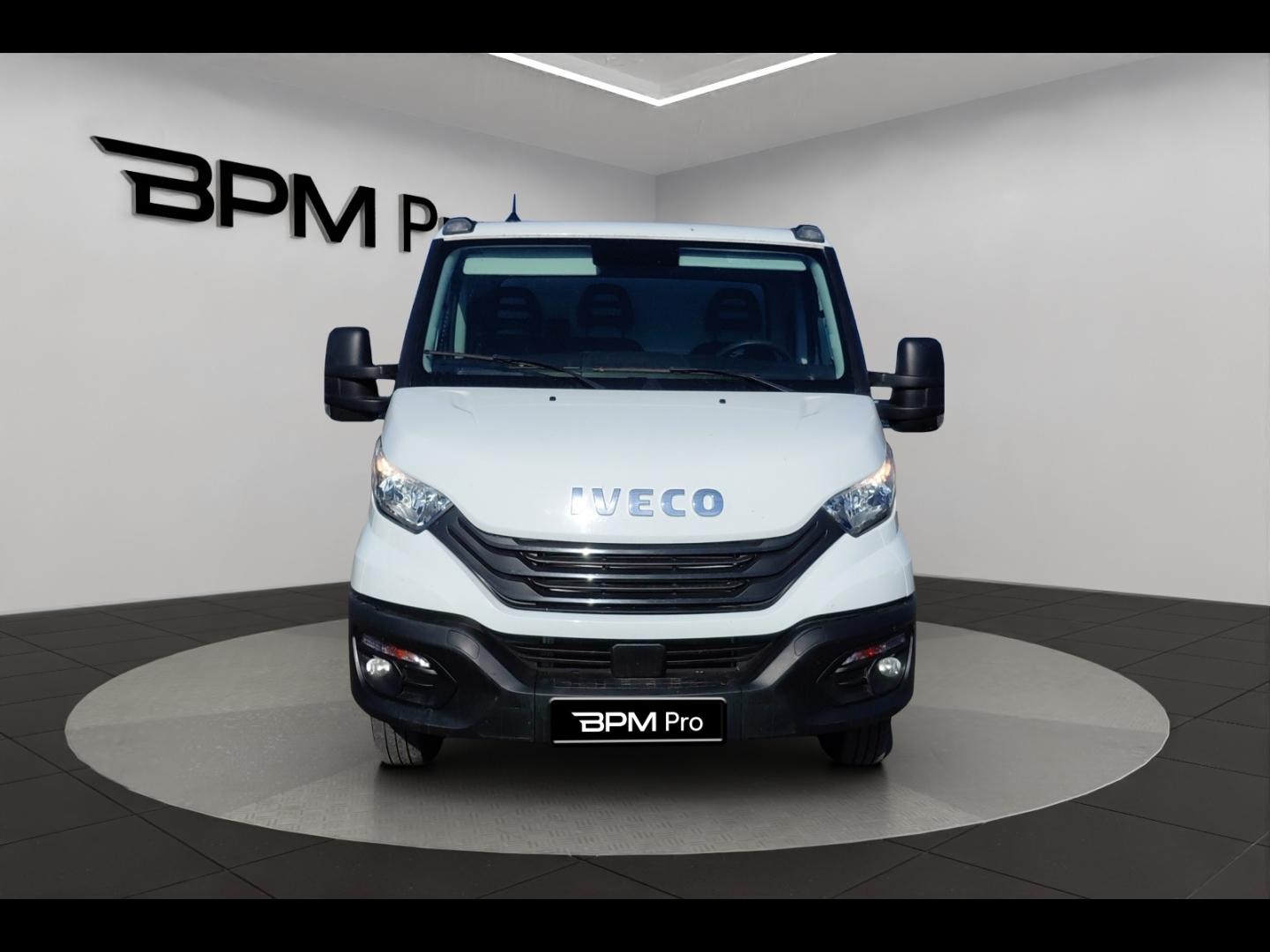 Image IVECO Daily CCb 35C16H3.0 empattement 3750 BENNE et COFFRE