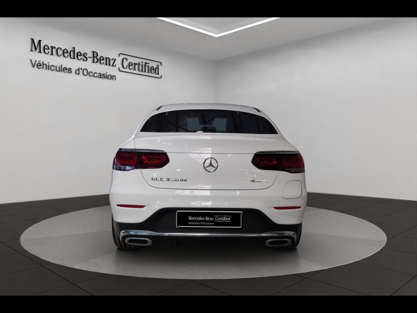 Image MERCEDES-BENZ GLC Coupé 300 de 194+122ch AMG Line 4Matic 9G-Tronic