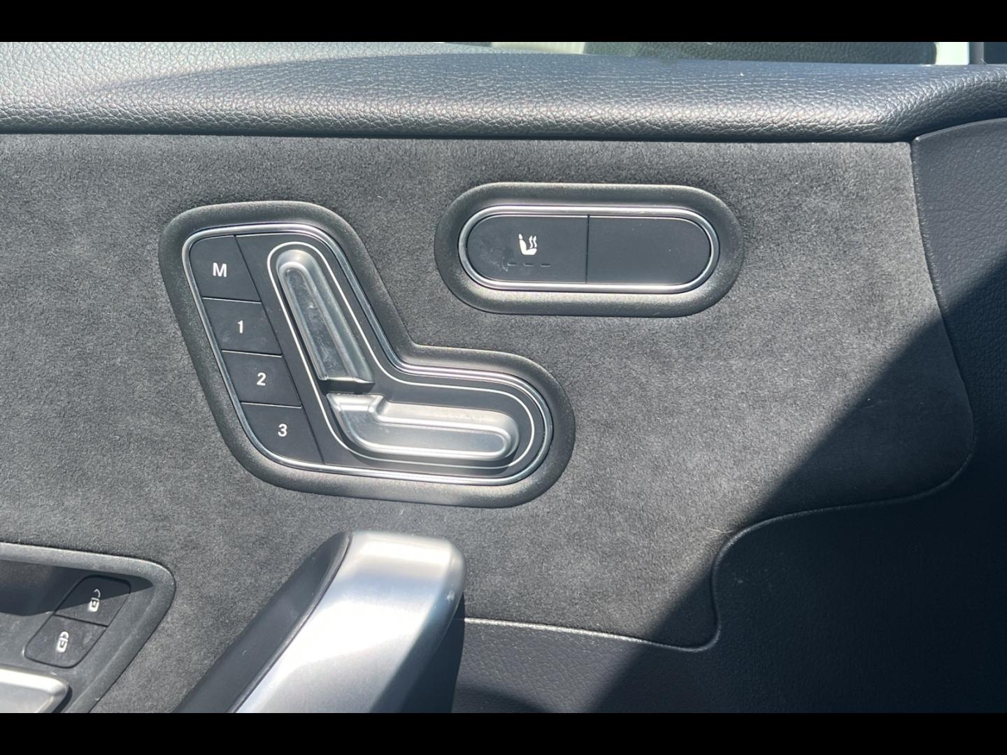 Image MERCEDES-BENZ Classe A 200 163ch AMG Line 7G-DCT