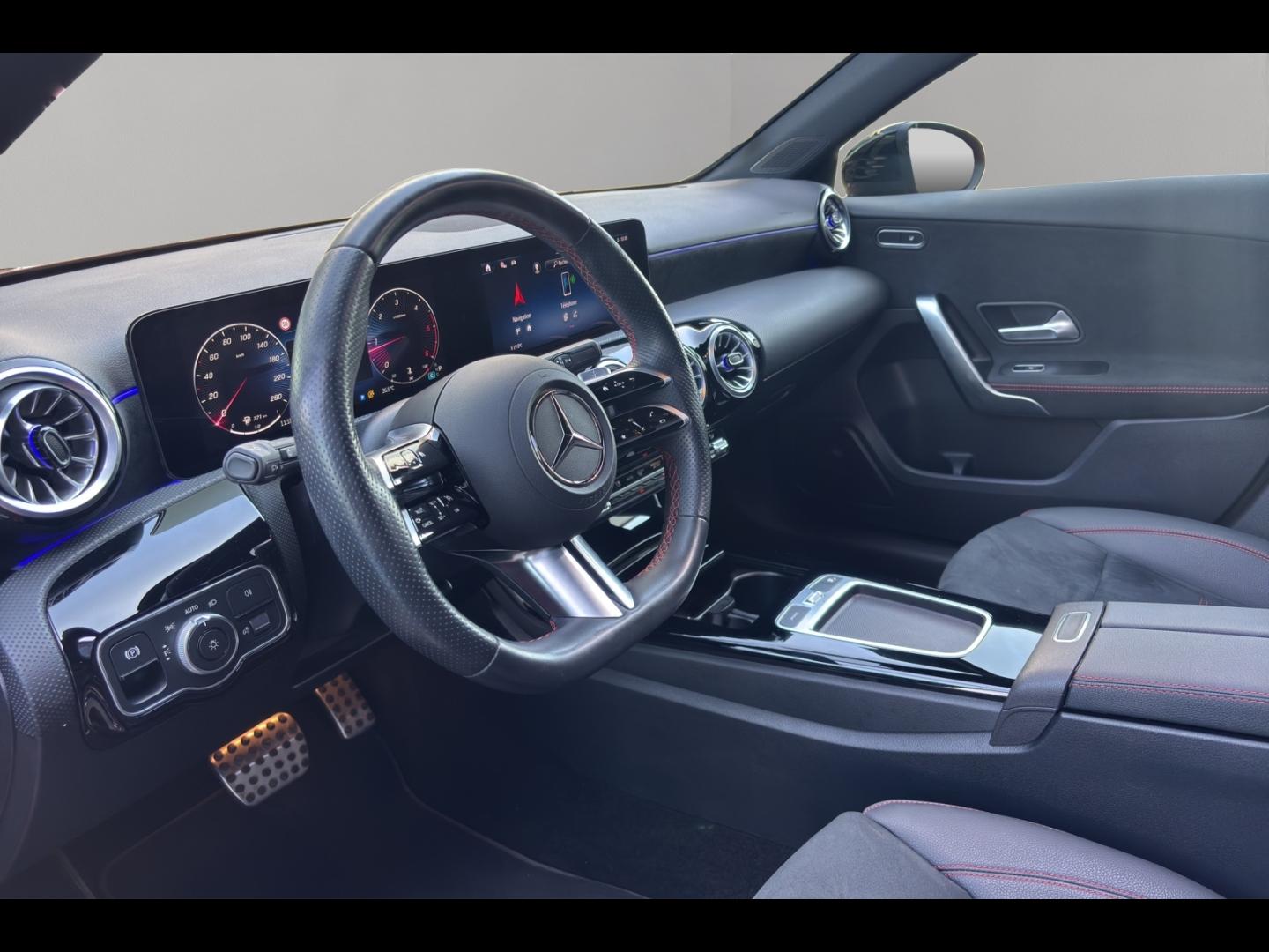 Image MERCEDES-BENZ Classe A 200 d 150ch AMG Line 8G-DCT