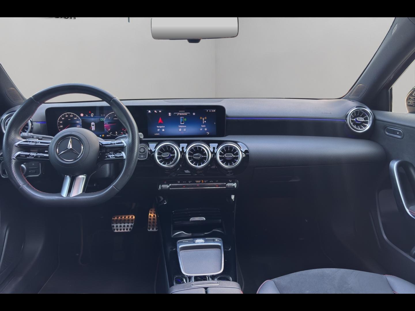 Image MERCEDES-BENZ Classe A 200 d 150ch AMG Line 8G-DCT