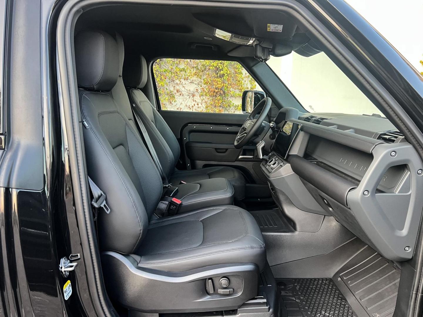 Image LAND-ROVER Defender 90 3.0 D250 Hard Top X-Dynamic SE