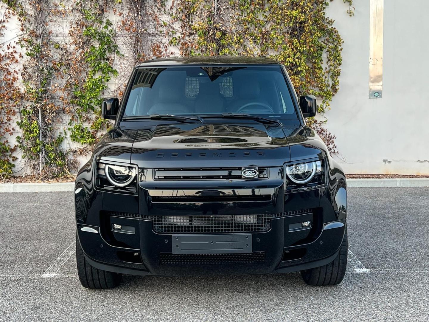Image LAND-ROVER Defender 90 3.0 D250 Hard Top X-Dynamic SE