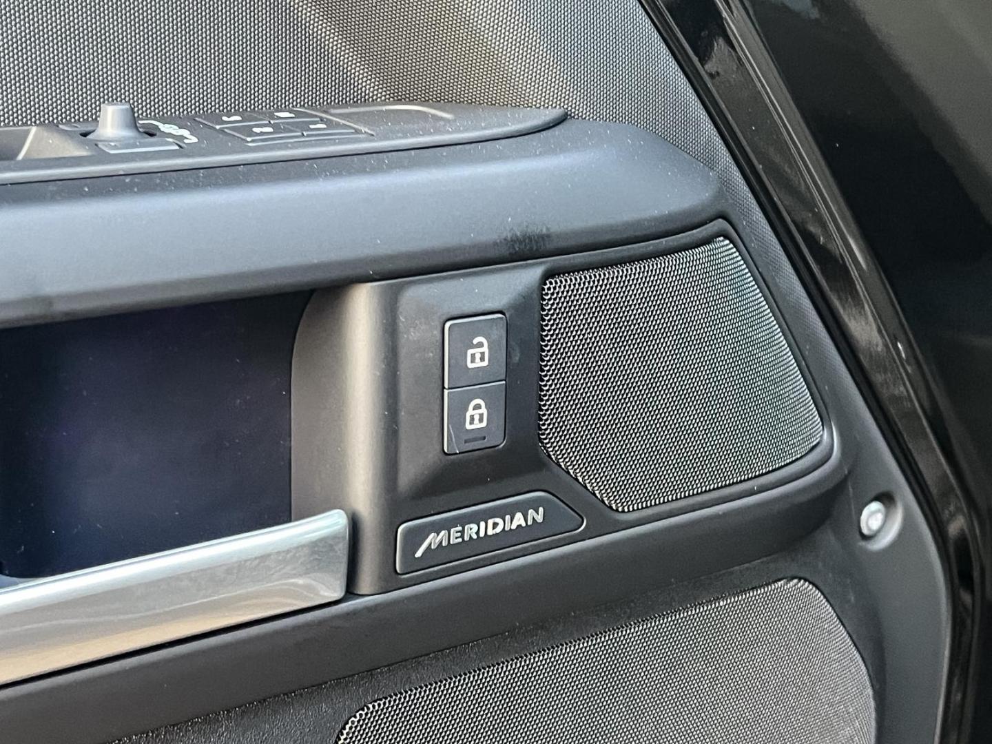 Image LAND-ROVER Defender 90 3.0 D250 Hard Top X-Dynamic SE