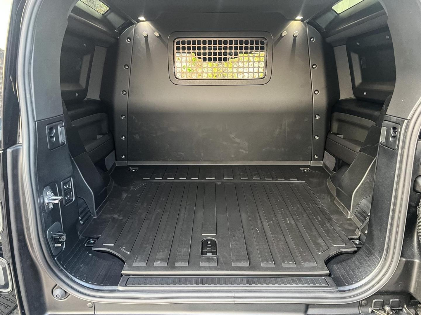 Image LAND-ROVER Defender 90 3.0 D250 Hard Top X-Dynamic SE