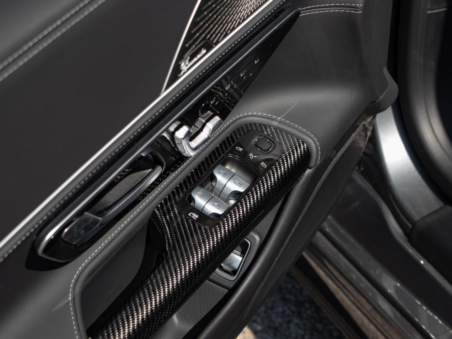 Image MERCEDES-BENZ Classe SL 63 AMG 585ch 4Matic+ MCT 9G Speedshift AMG