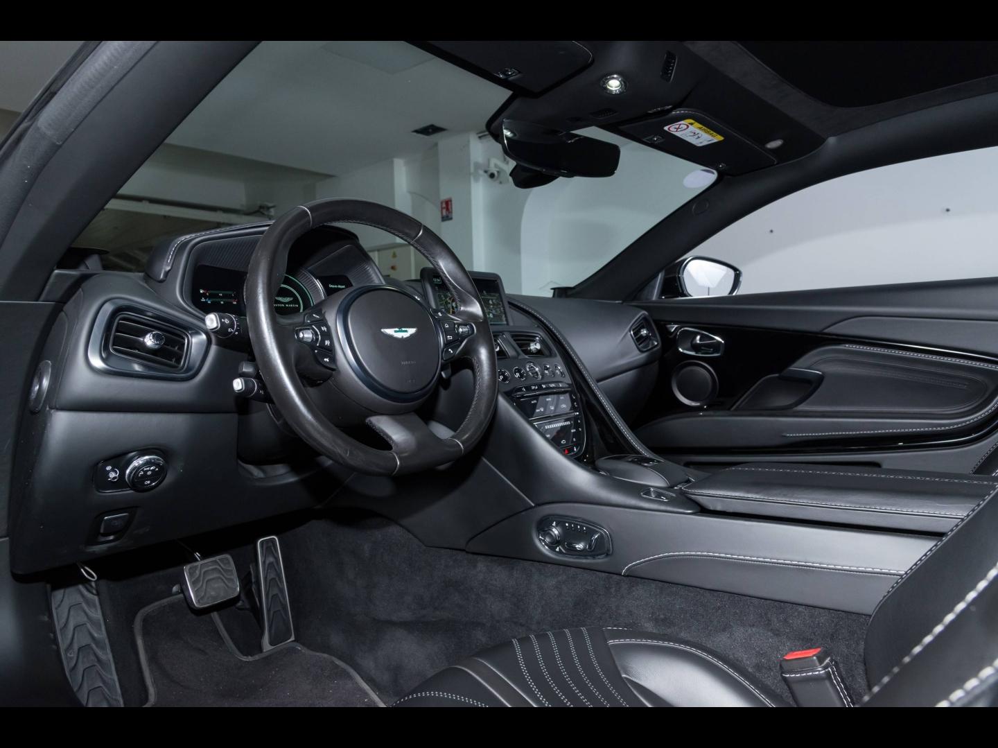 Image ASTON MARTIN DB11 DB11 V12 5.2 608ch BVA