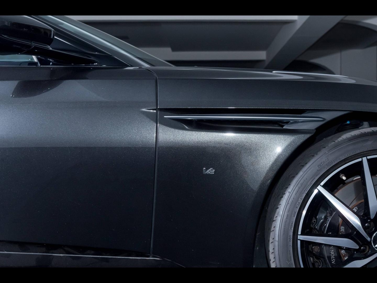 Image ASTON MARTIN DB11 DB11 V12 5.2 608ch BVA