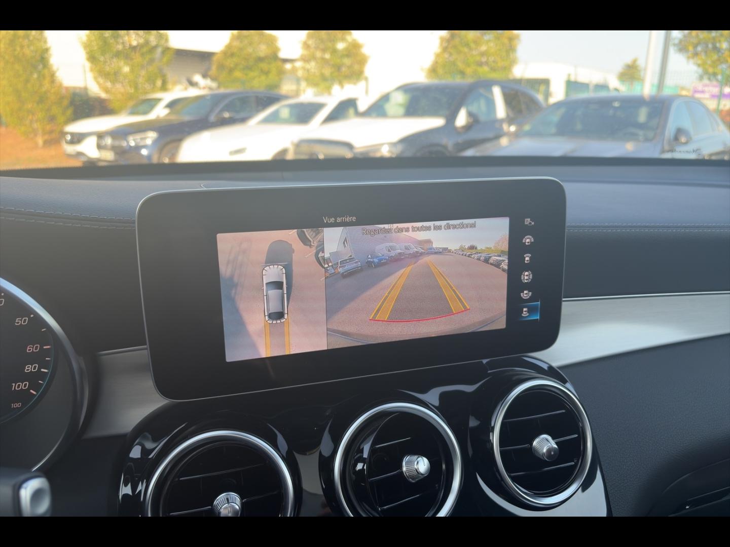 Image MERCEDES-BENZ GLC Coupé 300 de 194+122ch AMG Line 4Matic 9G-Tronic