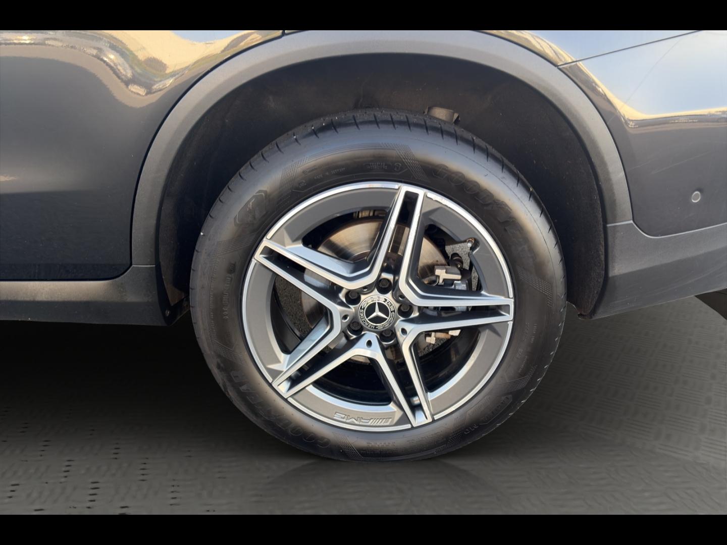 Image MERCEDES-BENZ GLC 300 de 194+122ch AMG Line 4Matic 9G-Tronic
