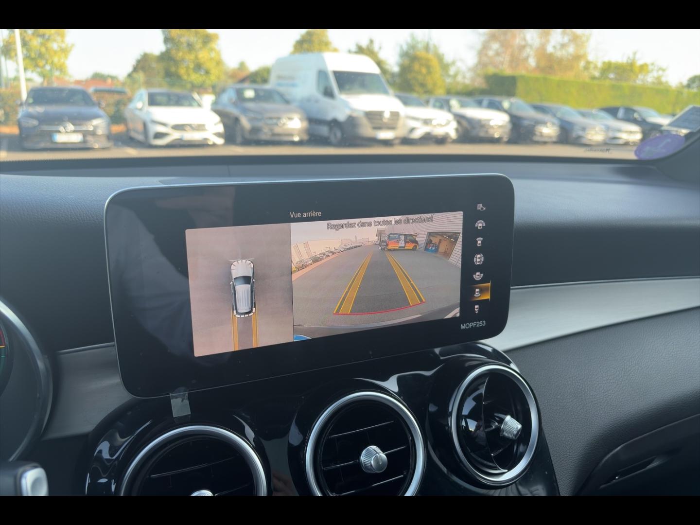 Image MERCEDES-BENZ GLC 300 de 194+122ch AMG Line 4Matic 9G-Tronic